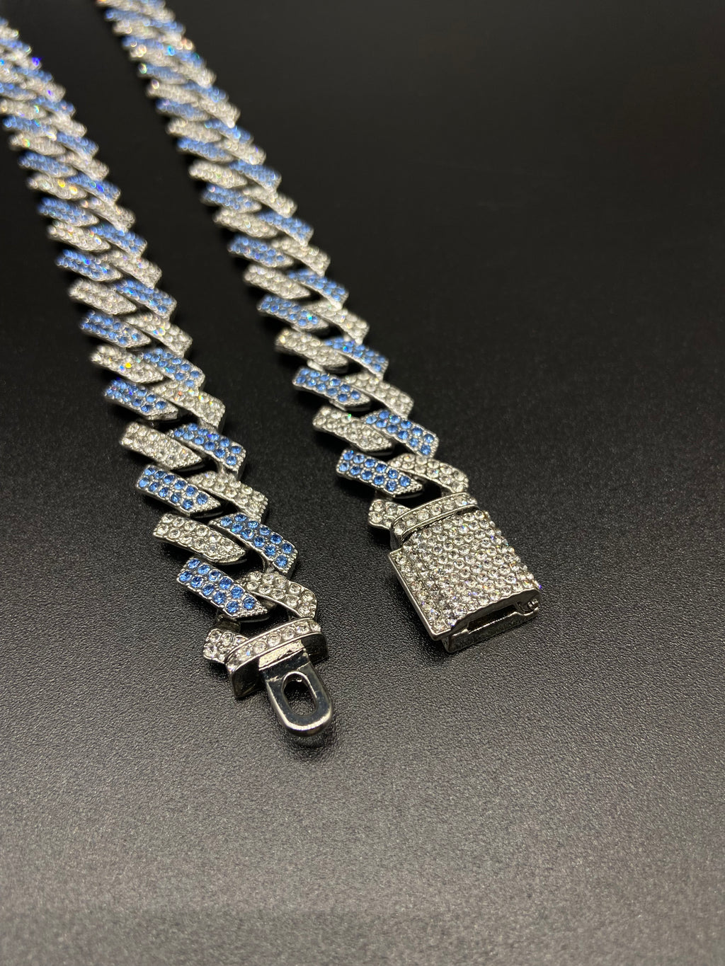 Blue Glacier Cubab Link chain -EXCLUSIVE
