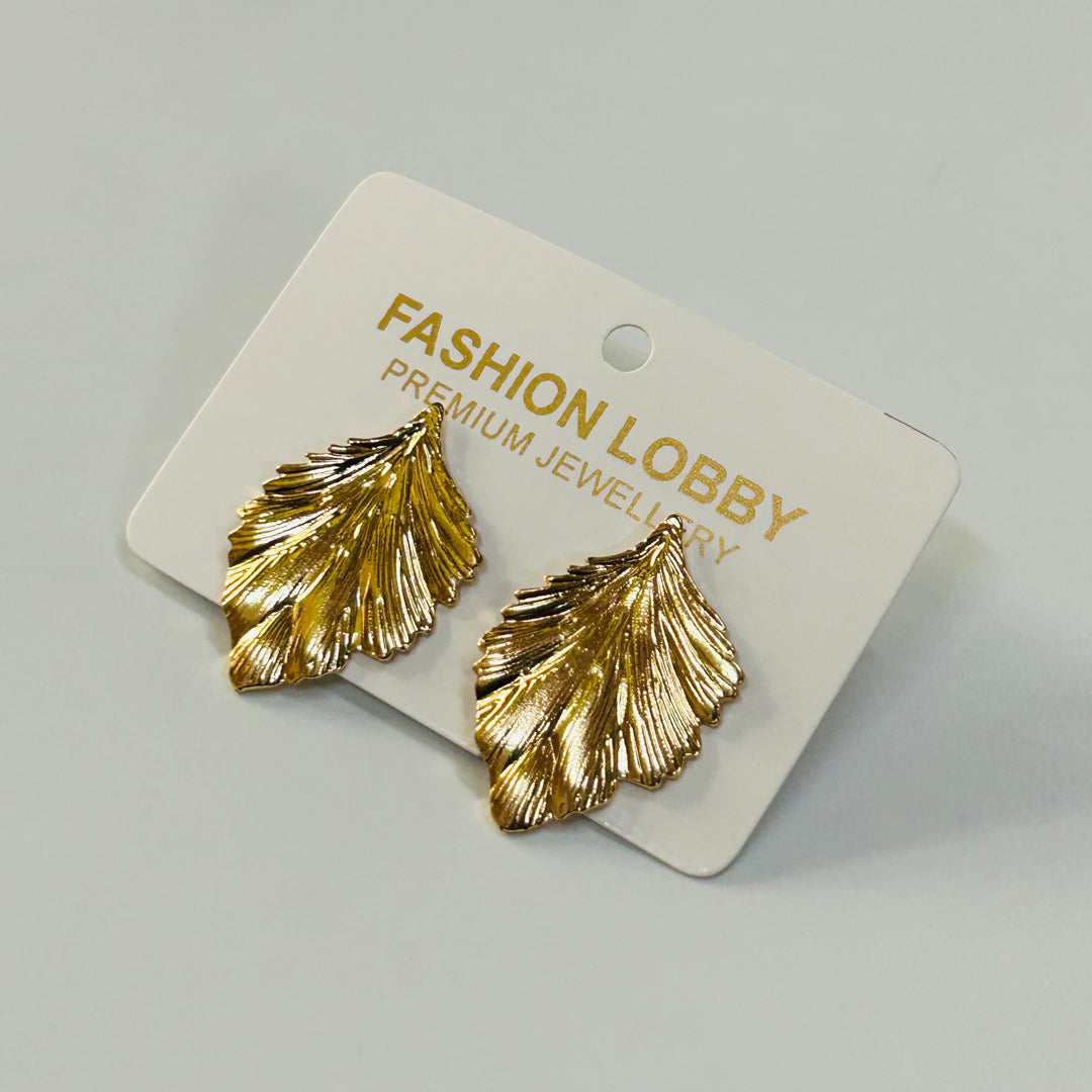 golden cute leaf earrings