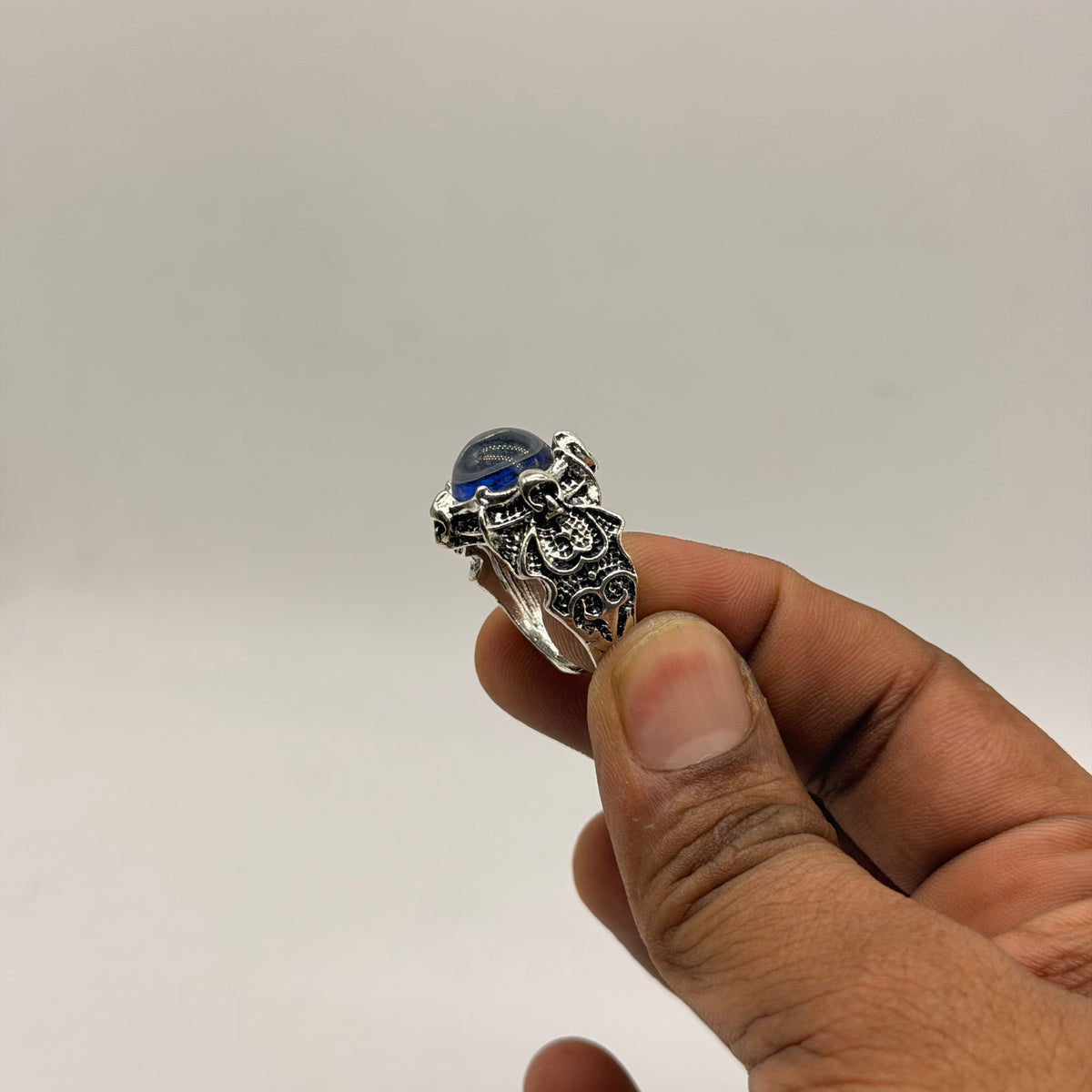 5 piece - blue eye ring