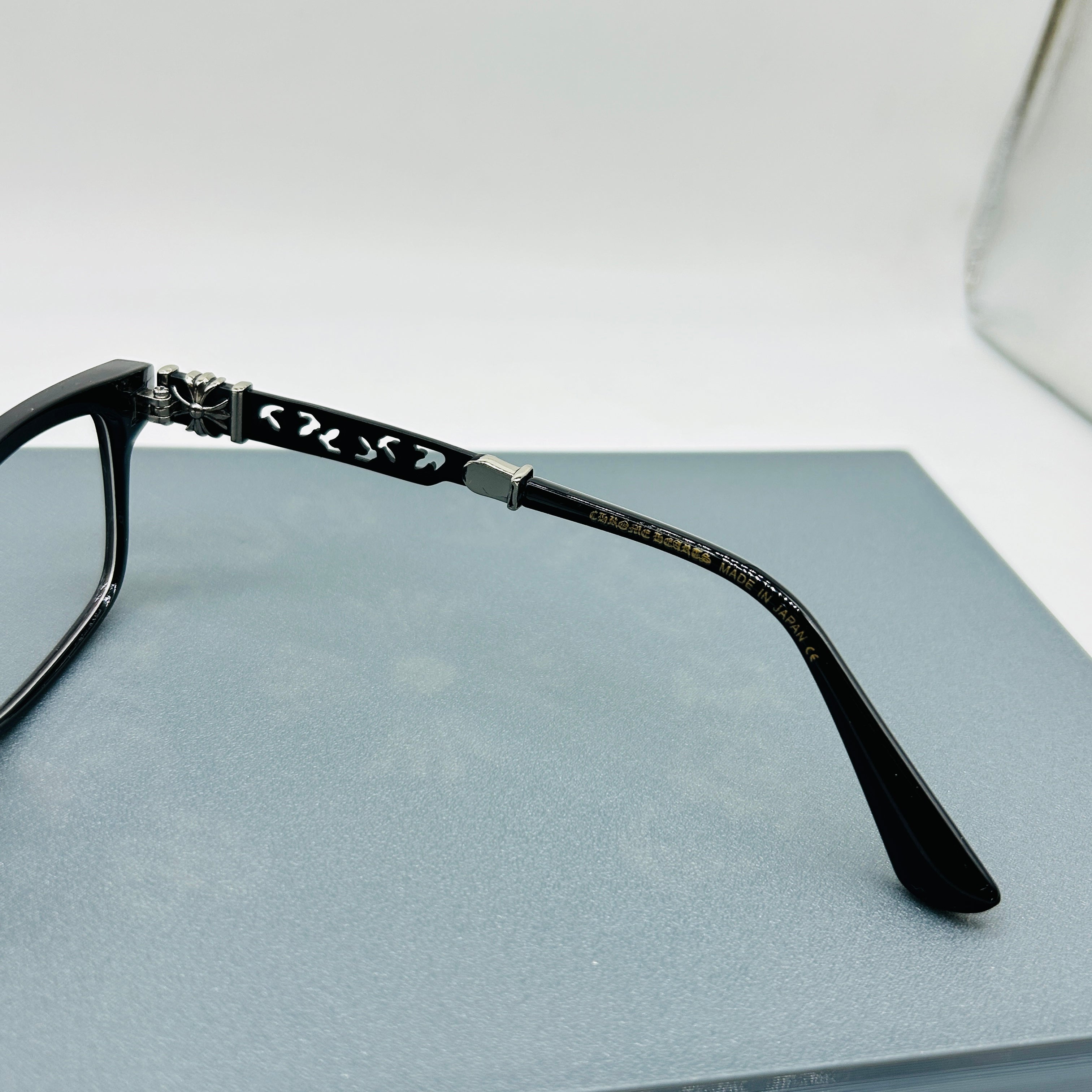 Premium ch glasses model no: 114