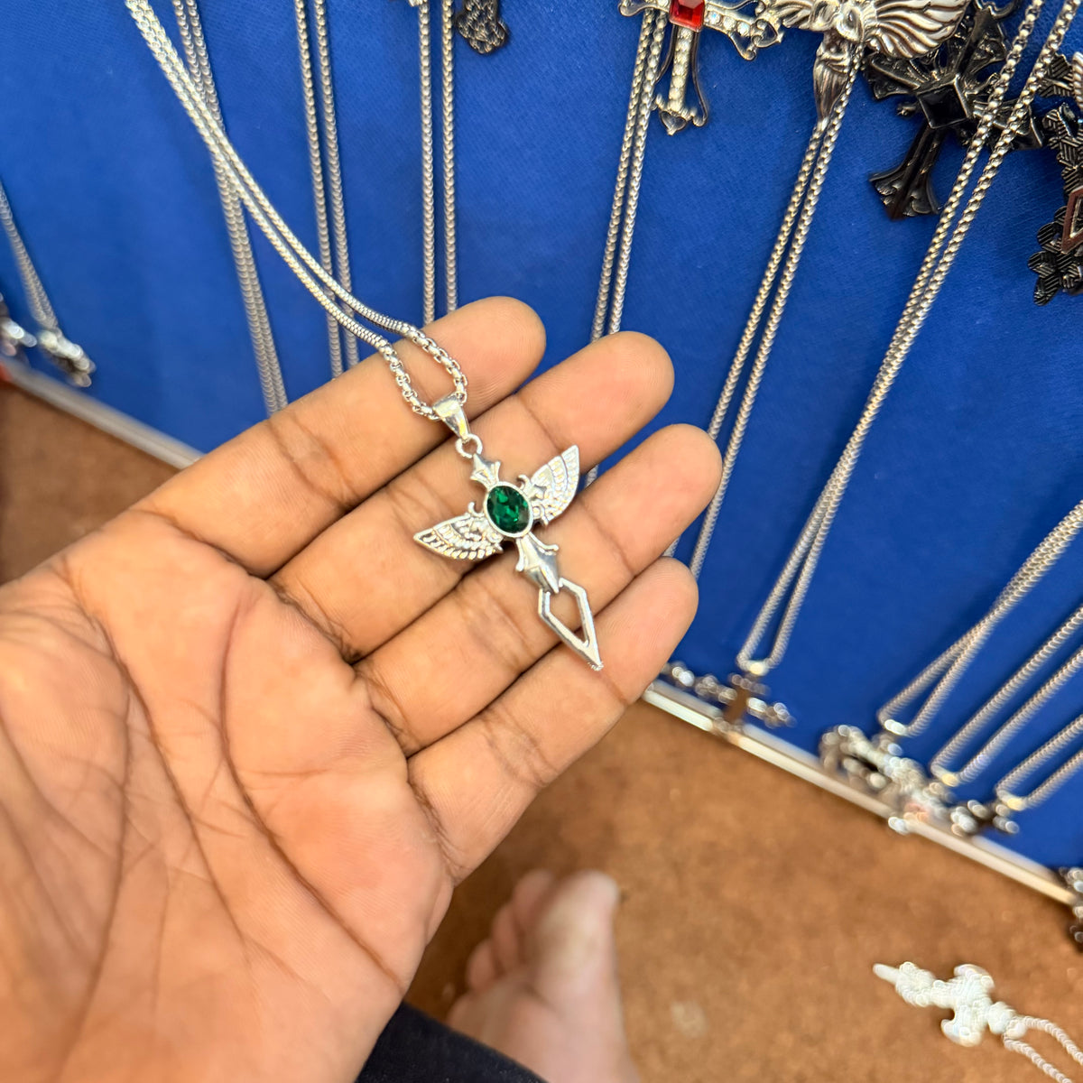 6 piece- green stone pendant with chain