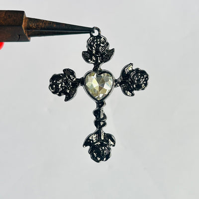 BLACK WHITE HEART STONE CROSS