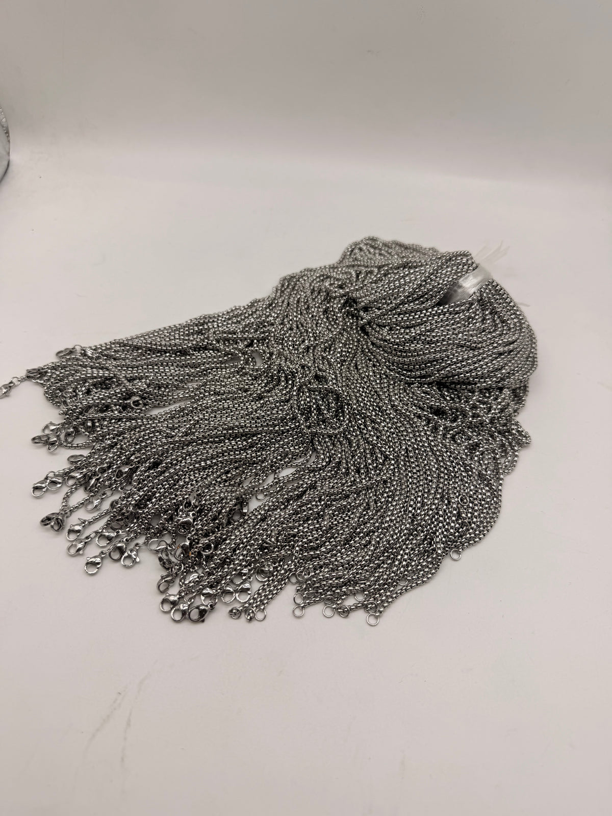 100 piece stainless steel box chain
