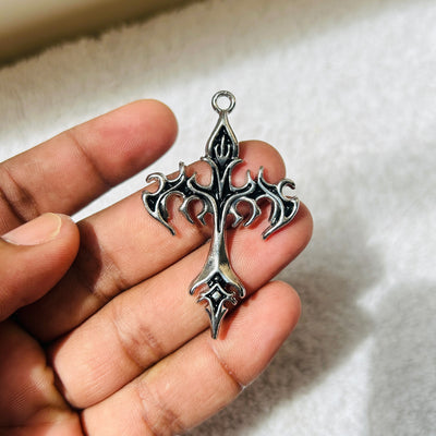 Trending cryptic cross