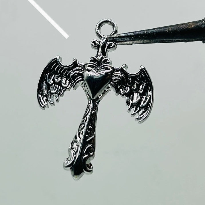 Angel Heart Pendant â¤ï¸ðŸª½