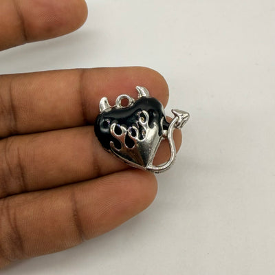 Devil Heart Pendant - BLACK