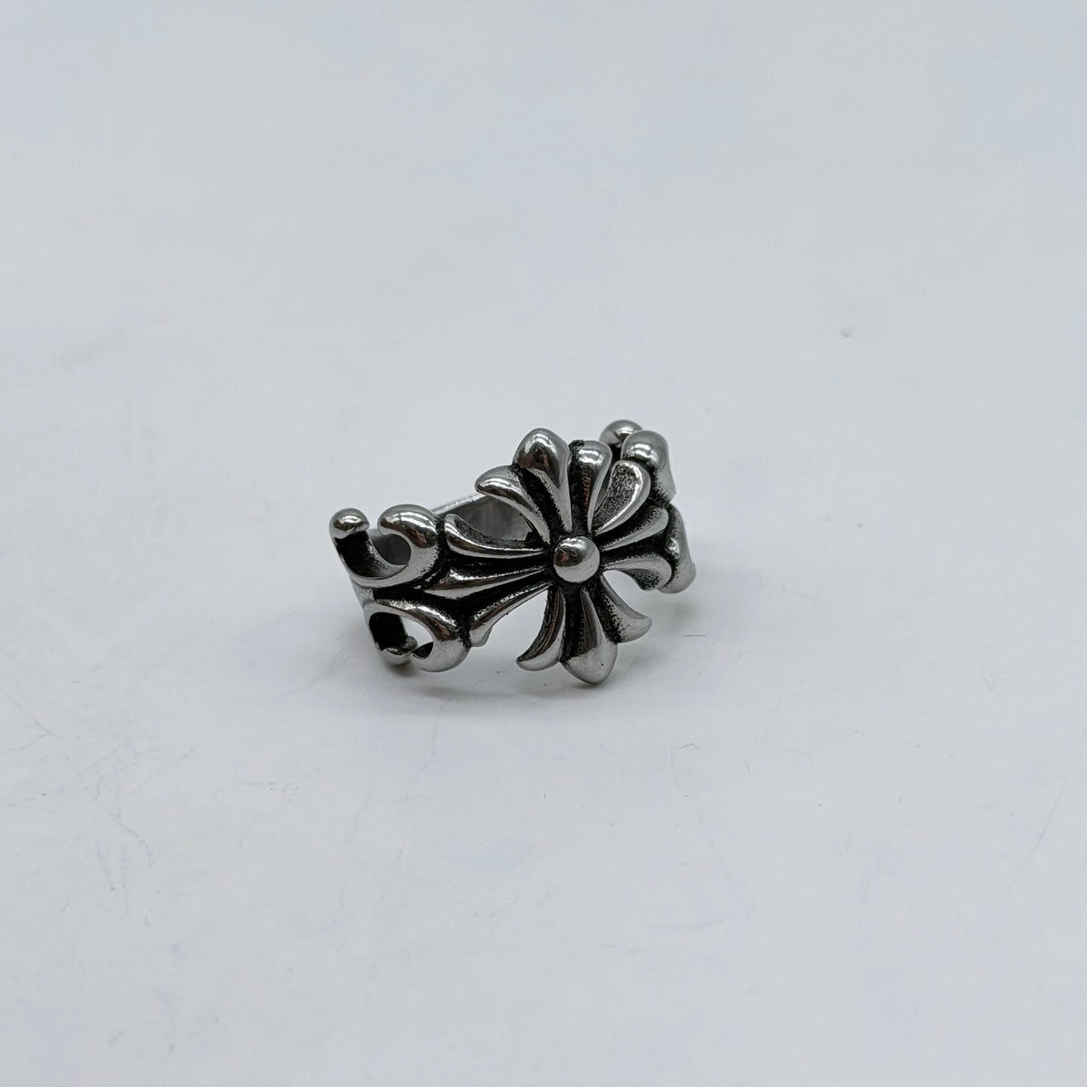 CH Fleur Cross Ring – 100% Stainless Steel