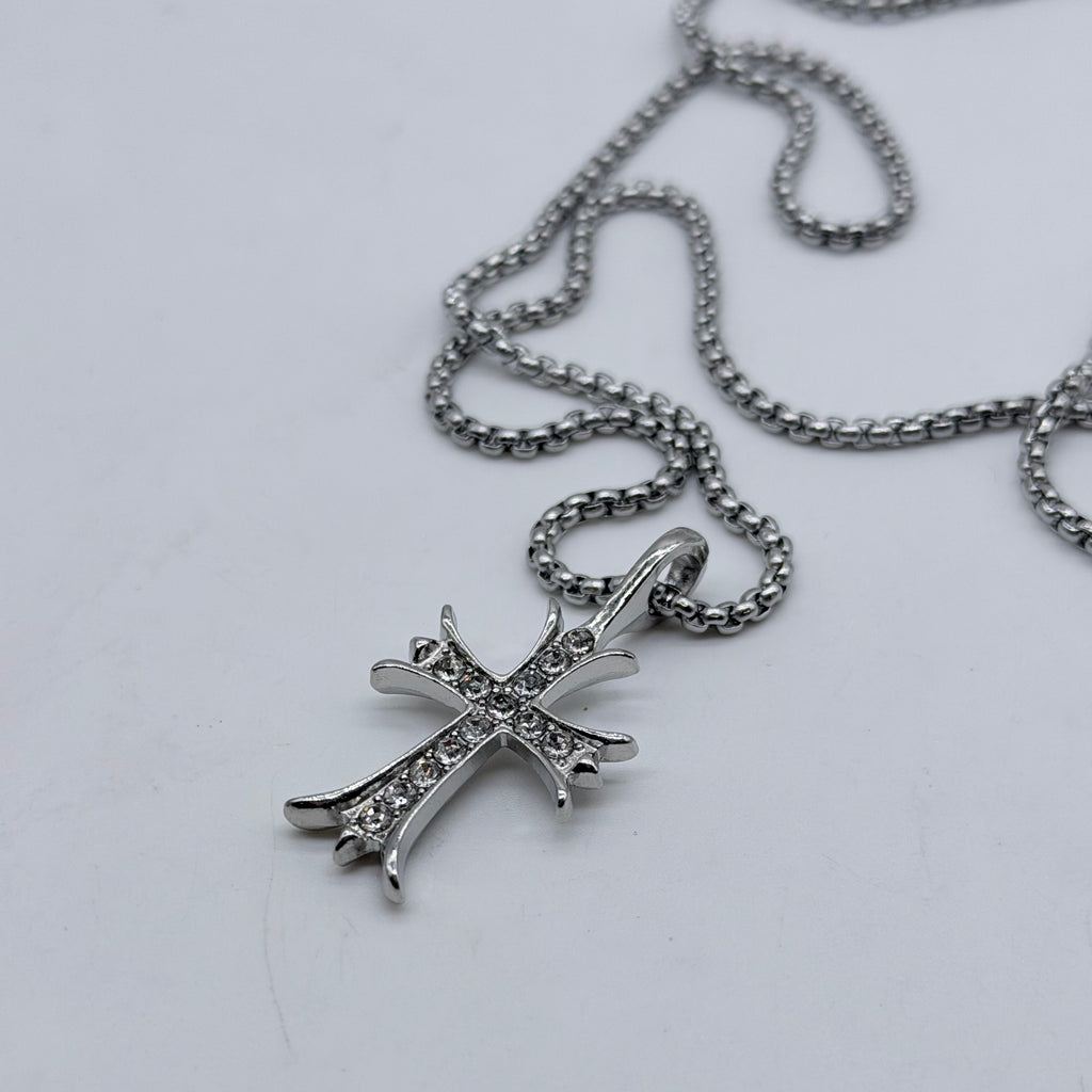 Iced Gothic Cross Pendant Necklace – Silver Crystal Cross Chain