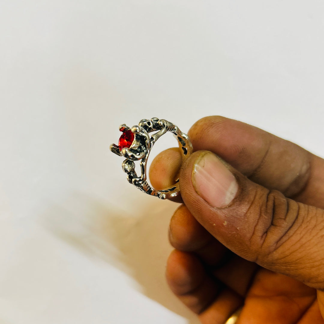 Skull ring