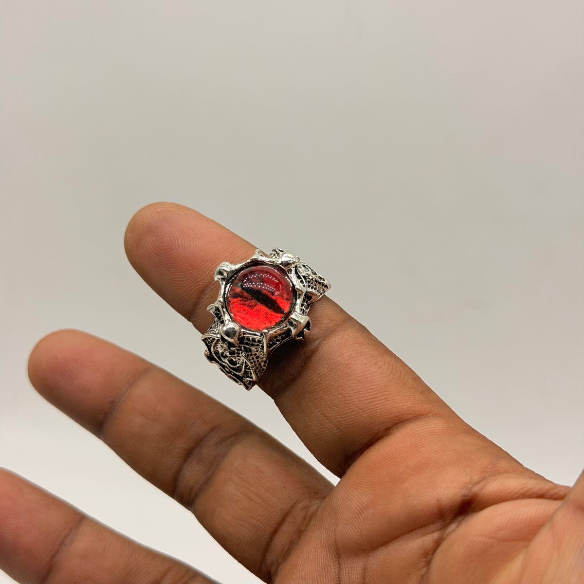 5 piece - red eye ring