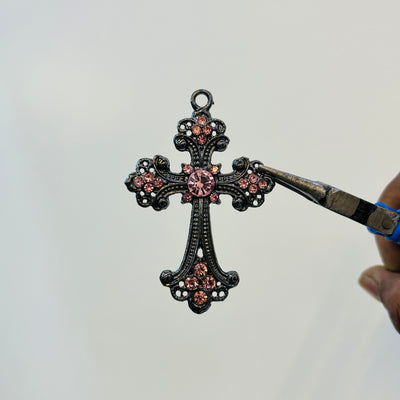 Black plating cutie pink big queen cross