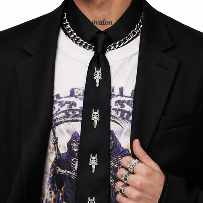 “Obsidian Classic Tie”