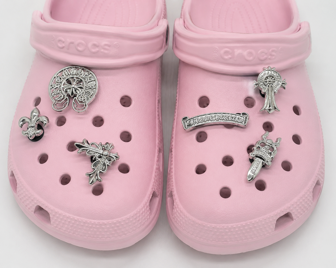 6 PCS Gothic Chrome Metal Crocs Charms Set – Premium Silver Cross, Dagger & Fleur Shoe Accessories