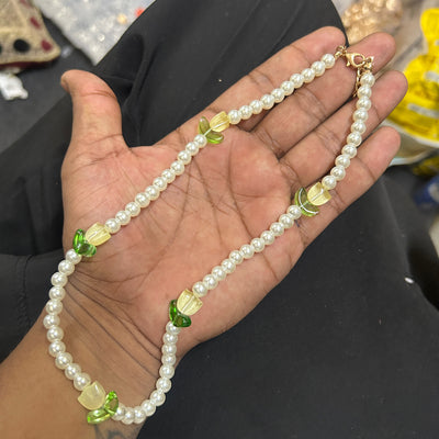 beautiful tulip pearl necklace