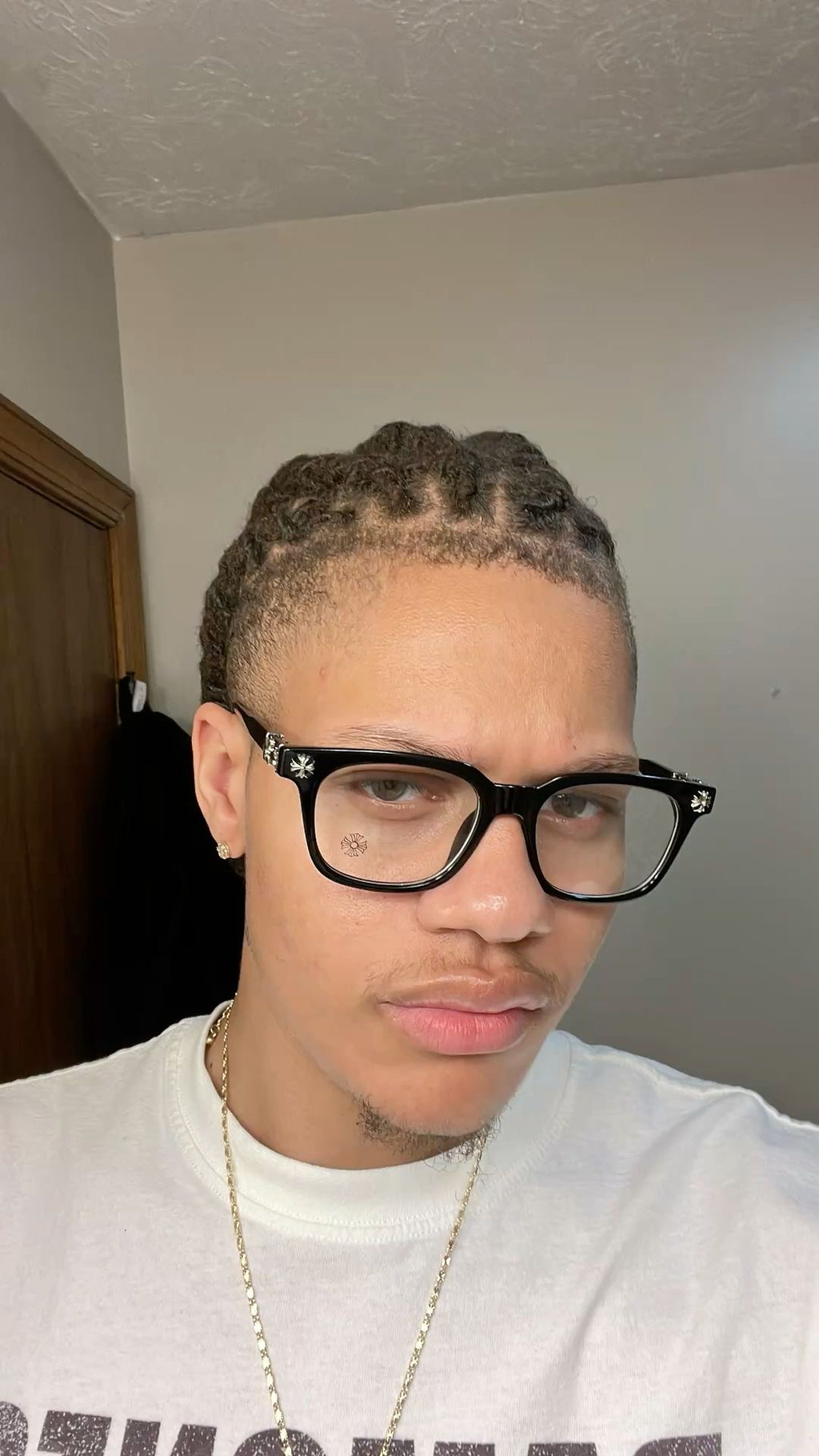 Trending Premium ch glasses model no: 268 without box