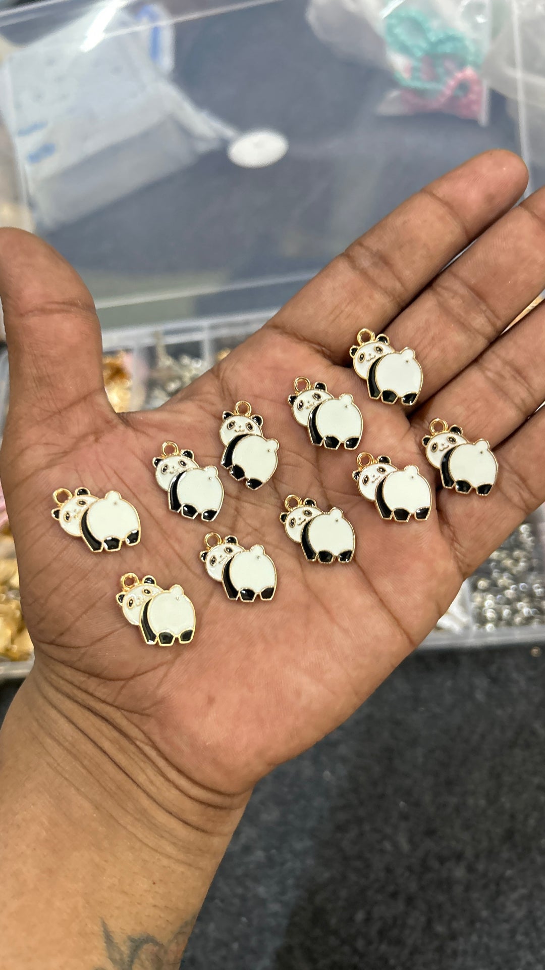 back panda charms 10 pcs