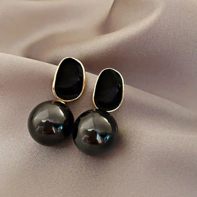 Korean big black pearl earrings