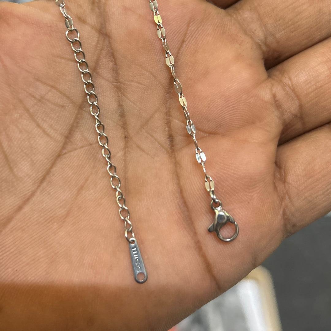 Silver stainless steel chain 18 inch