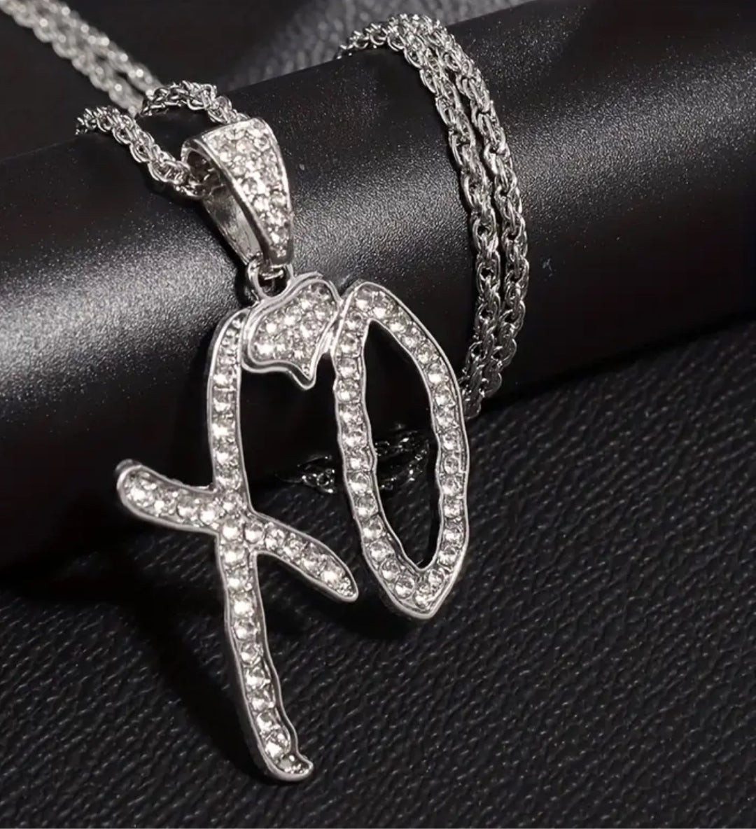 the weekend iced out xo pendant with chain