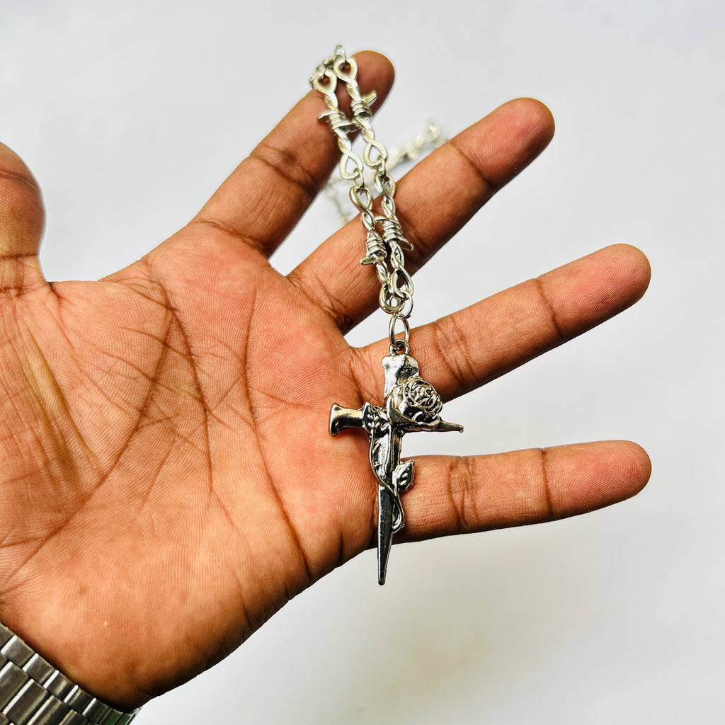 trending Spick chain with silver cross pendant