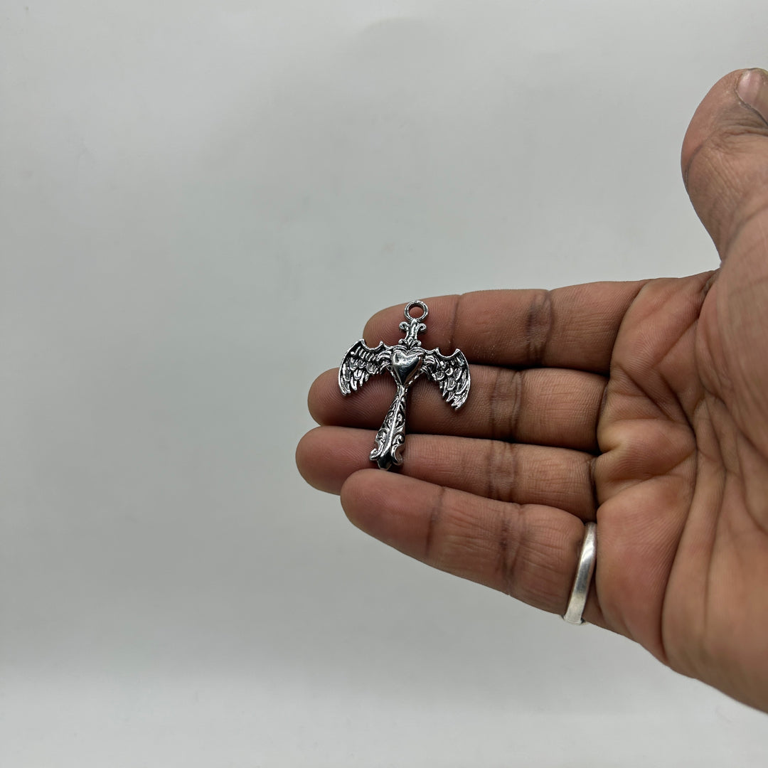 Angel Heart Pendant â¤ï¸ðŸª½