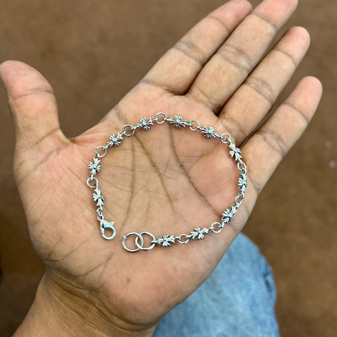 trending minimal ch bracelet