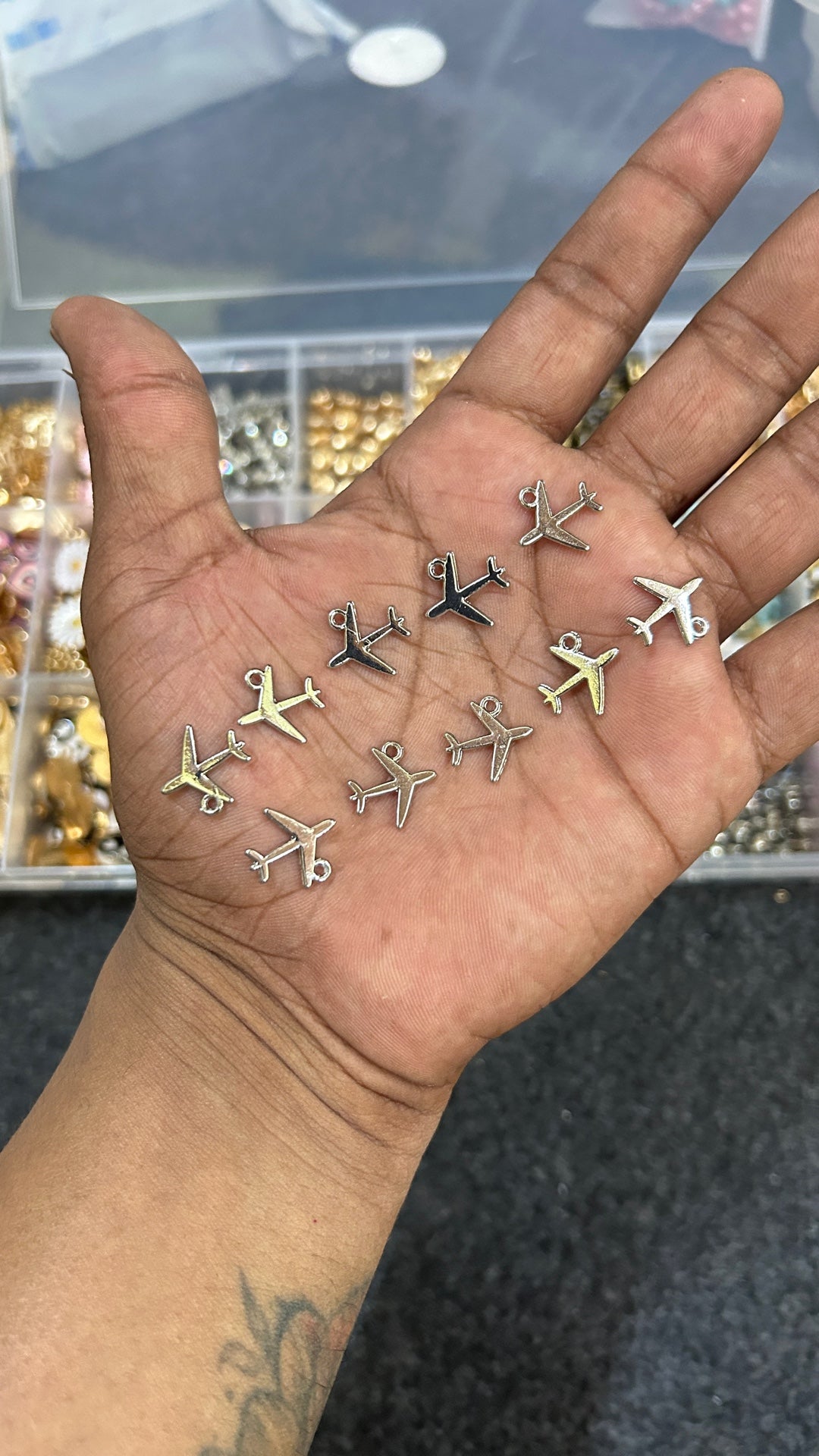 plane charms 10 pcs