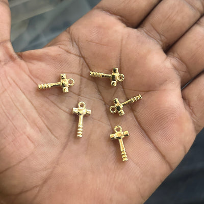 5 pcs gold hammer charms