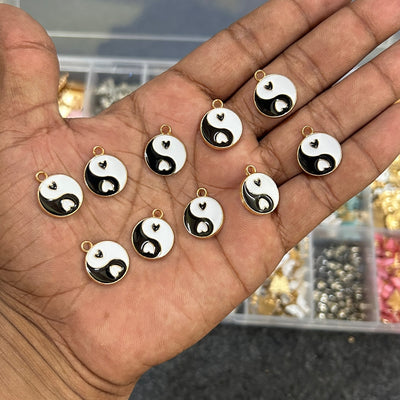 ying Yang charms 10 pcs